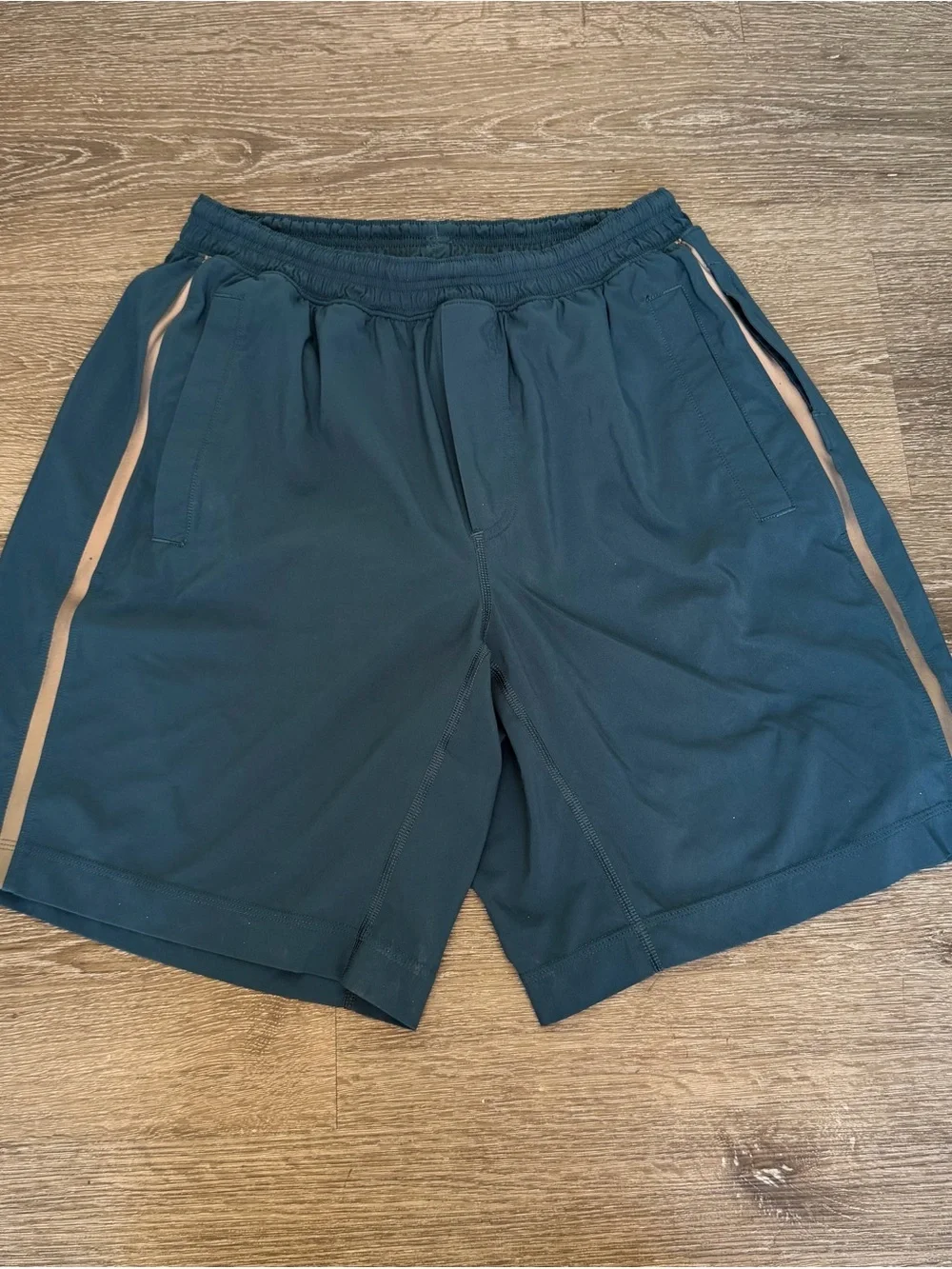 lululemon athletica Men's Athletic Shorts in Teal with Tan Stripe